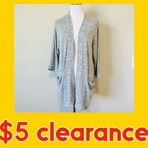 WLFRED FREE Gray Zlata Sweater Cape Kimono Size Small